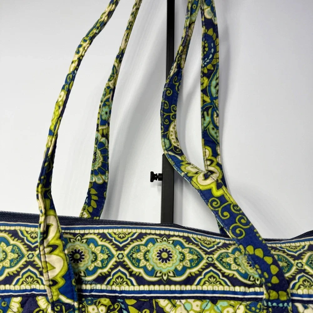 Vera Bradley Rhythm‎ and Blues Green Paisley Quilted Cotton Tote Shoulder Bag